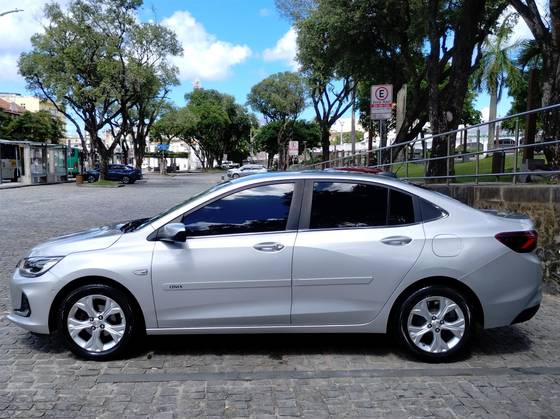 CHEVROLET ONIX 1.0 TURBO FLEX PLUS PREMIER AUTOMÁTICO